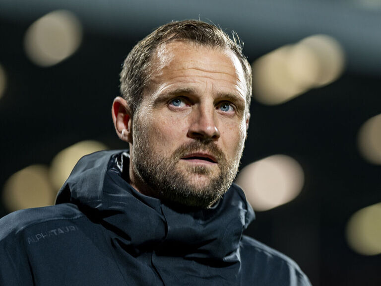 Svensson steps down as coach of Bundesliga strugglers Mainz | theScore.com