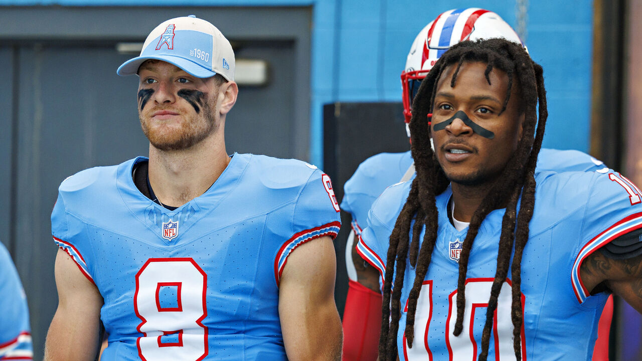 NASHVILLE, TENNESSEE - OCTOBER 29: Will Levis #8 and DeAndre Hopkins #10 of the Tennessee Titans wait to run onto the field before the game against the Atlanta Falcons at Nissan Stadium on October 29, 2023 in Nashville, Tennessee. The Titans defeated the Falcons 28-23.