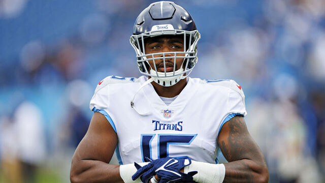 NASHVILLE, TENNESSEE - SEPTEMBER 17: Treylon Burks #16 of the Tennessee Titans warms up before the game against the Los Angeles Chargers at Nissan Stadium on September 17, 2023 in Nashville, Tennessee. The Titans defeated the Chargers 27-24.