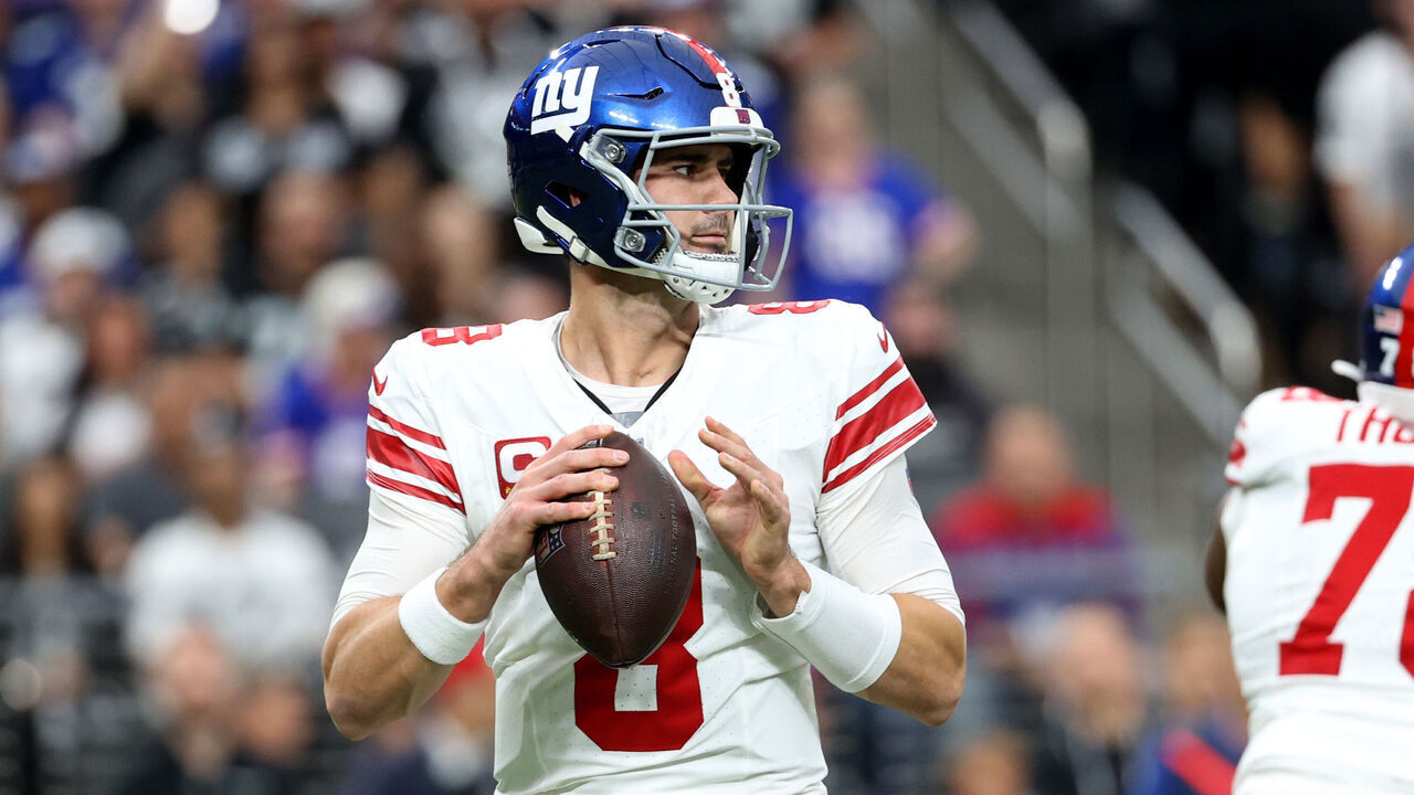 LAS VEGAS, NEVADA - NOVEMBER 05: Daniel Jones #8 of the New York Giants looks to throw a pass in the first quarter of a game against the Las Vegas Raiders at Allegiant Stadium on November 05, 2023 in Las Vegas, Nevada.