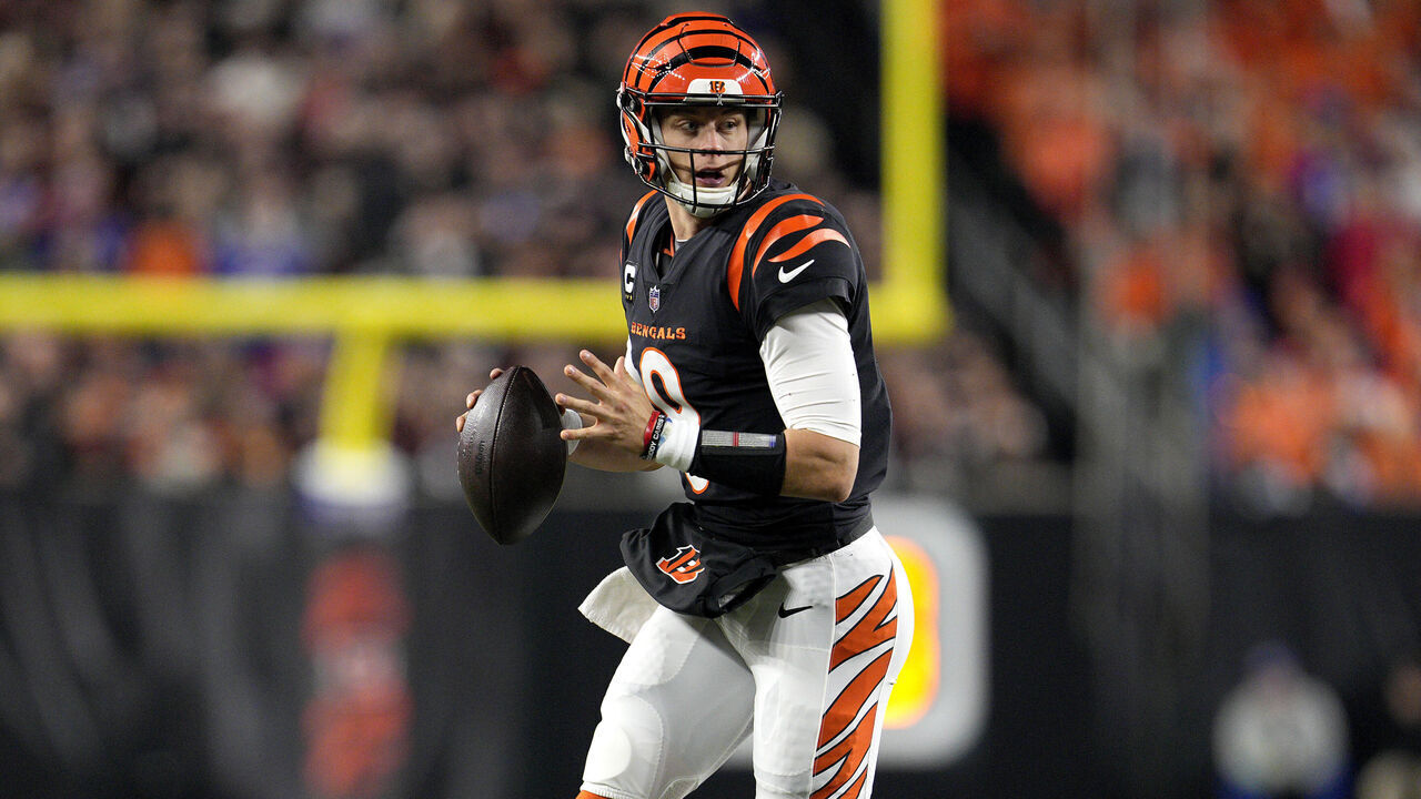 CINCINNATI, OHIO - NOVEMBER 05: Joe Burrow #9 of the Cincinnati Bengals passes the ball against the Buffalo Bills during the first quarter at Paycor Stadium on November 05, 2023 in Cincinnati, Ohio.