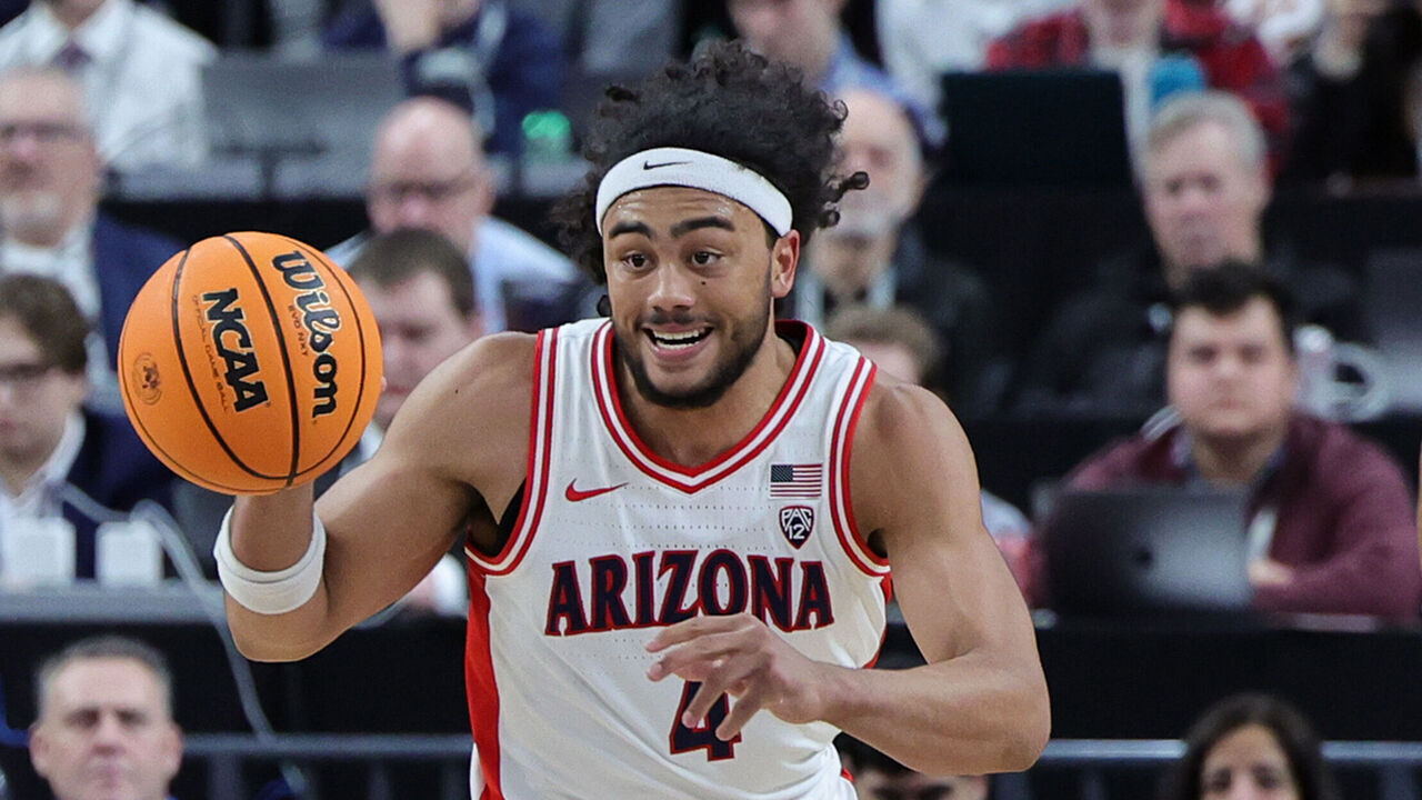 LAS VEGAS, NEVADA - MARCH 10: Kylan Boswell #4 of the Arizona Wildcats brings the ball up the court against the Arizona State Sun Devils in the first half of a semifinal game of the Pac-12 basketball tournament at T-Mobile Arena on March 10, 2023 in Las Vegas, Nevada. The Wildcats defeated the Sun Devils 78-59.