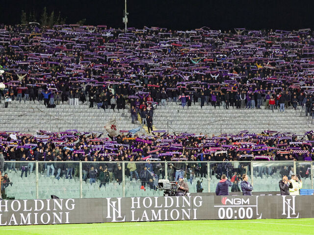 Supporters of ACF Fiorentina prior to the Italian Serie A football match between ACF Fiorentina and Juventus FC ,on November 5 ,2023 at the Artemio-Franchi stadium in Florence.