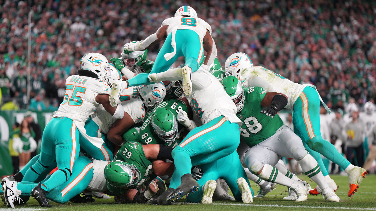 Should the NFL ban the Eagles' Tush Push? Get a grip.