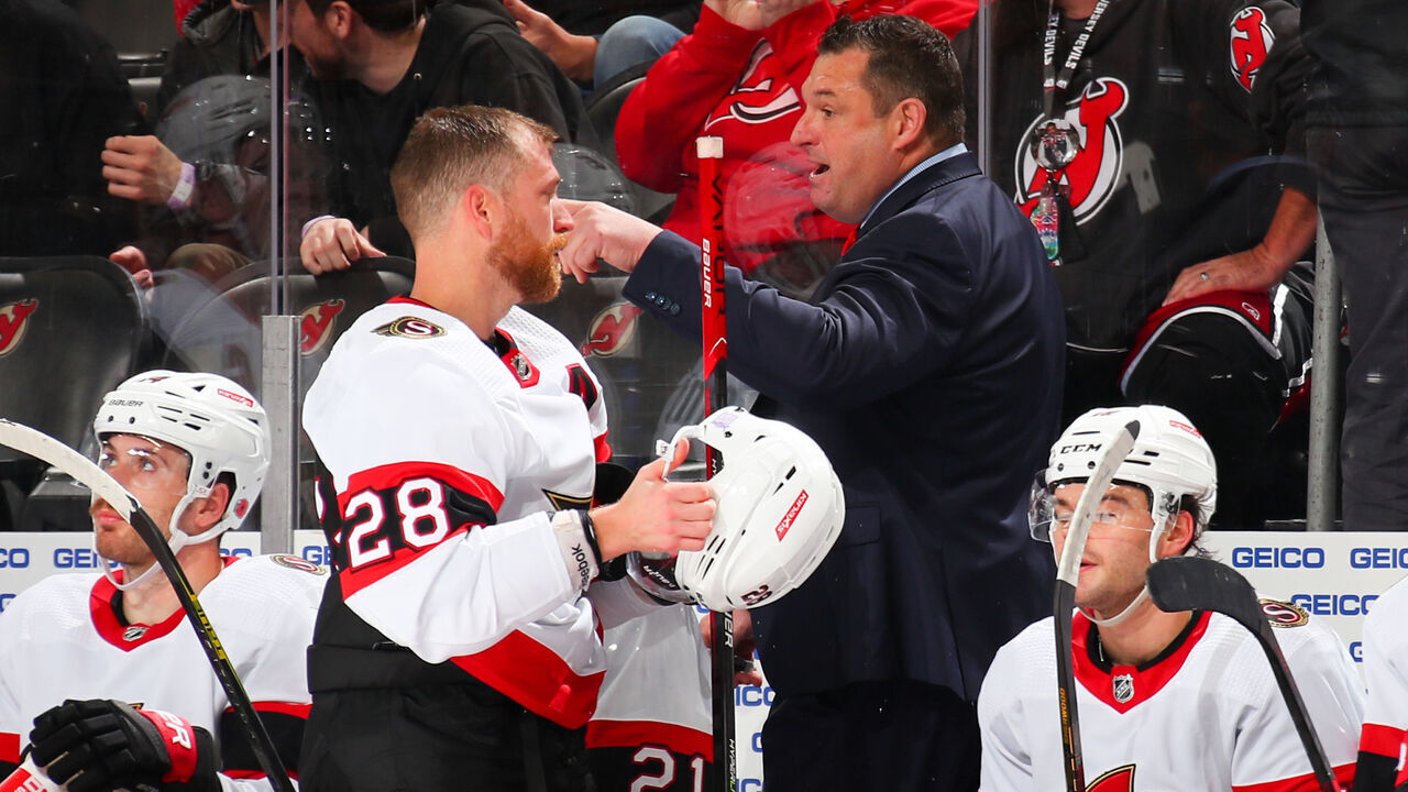 NEWARK, NJ - NOVEMBER 10: D.J. Smith Ottawa Senators head coach talks with Claude Giroux #28 of the Ottawa Senators during the game against the New Jersey Devils on November 10, 2022 at the Prudential Center in Newark, New Jersey.