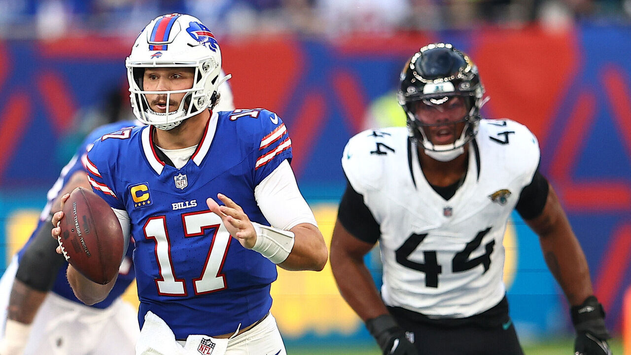 LONDON, ENGLAND - OCTOBER 8: Josh Allen #17 of the Buffalo Bills runs with the ball in the third quarter during the NFL match between Jacksonville Jaguars and Buffalo Bills at Tottenham Hotspur Stadium on October 8, 2023 in London, England.