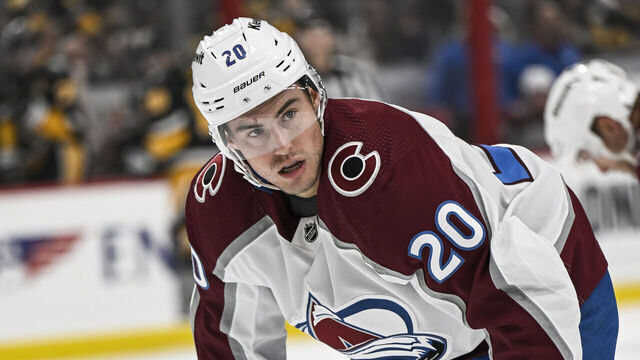 PITTSBURGH, PA - OCTOBER 26: Colorado Avalanche center Ross Colton (20) looks on during the first period in the NHL game between the Pittsburgh Penguins and the Colorado Avalanche on October 26, 2023, at PPG Paints Arena in Pittsburgh, PA.