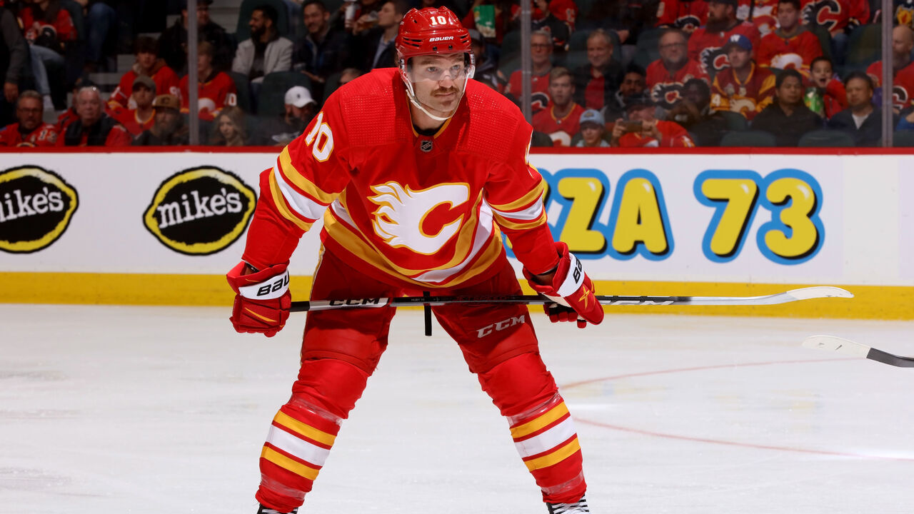 CALGARY, AB - NOVEMBER 7: Jonathan Huberdeau #10 of the Calgary Flames prepares for a face off against the Nashville Predators at Scotiabank Saddledome on November 7, 2023 in Calgary, Alberta, Canada.