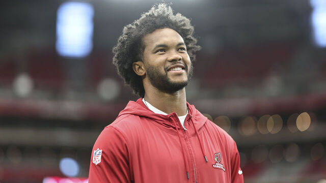 GLENDALE, ARIZONA - SEPTEMBER 17: Kyler Murray #1 of the Arizona Cardinals reacts prior to an NFL football game between the Arizona Cardinals and the New York Giants at State Farm Stadium on September 17, 2023 in Glendale, Arizona.