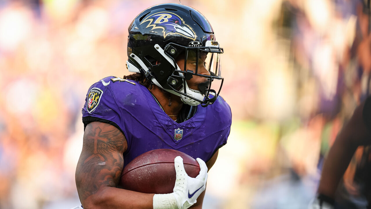 BALTIMORE, MD - NOVEMBER 05: Keaton Mitchell #34 of the Baltimore Ravens carries the ball against the Seattle Seahawks during the second half at M&T Bank Stadium on November 5, 2023 in Baltimore, Maryland.