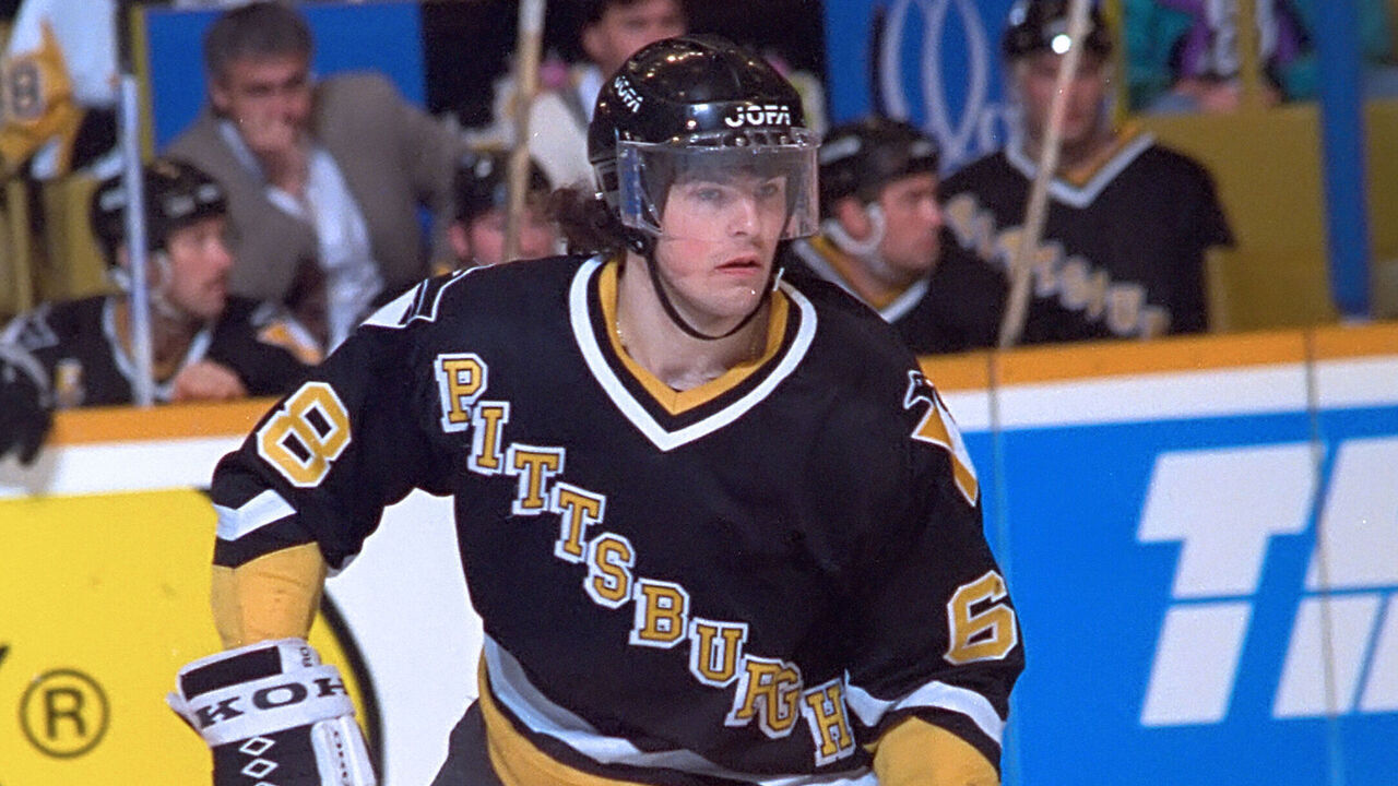 TORONTO, ON - JANUARY 29: Jaromir Jagr #68 of the Pittsburgh Penguins skates against the Toronto Maple Leafs during NHL game action in the 1993-1994 season at Maple Leaf Gardens in Toronto, Ontario, Canada.