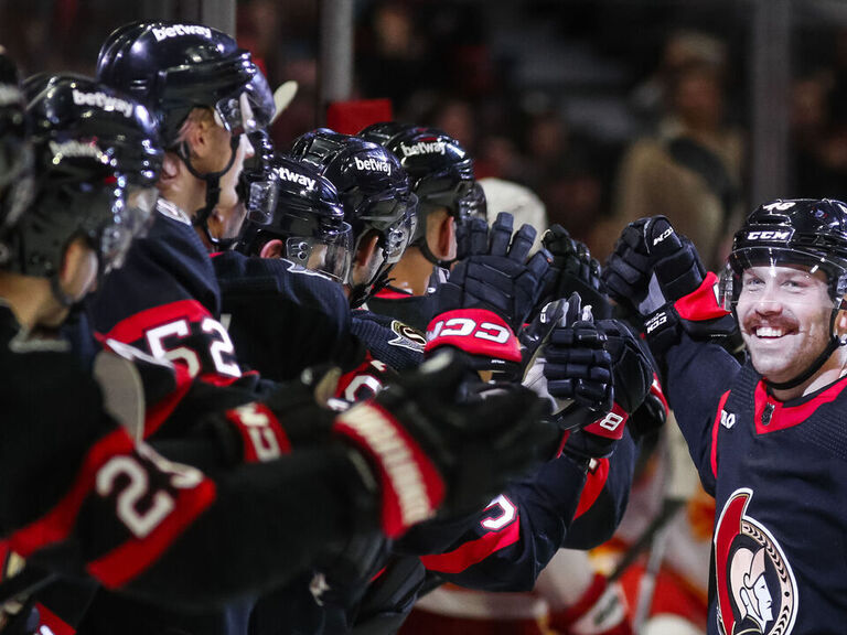 Senators Snap 5-game Home Losing Streak With Win Over Flames | TheScore.com