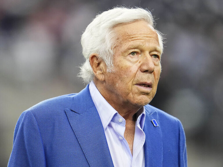 Kraft Patriots Record isn t What We Expected To Happen This Year kraft-patriots-record-isn-t-what-we-expected-to-happen-this-year