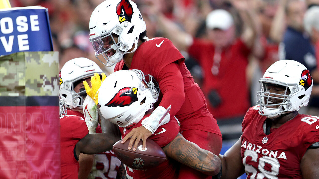 GLENDALE, ARIZONA - NOVEMBER 12: Kyler Murray #1 of the Arizona Cardinals celebrates a touchdown with teammates against the Atlanta Falcons during the second quarter at State Farm Stadium on November 12, 2023 in Glendale, Arizona.