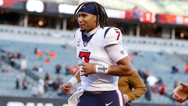 CINCINNATI, OH - NOVEMBER 12: Houston Texans quarterback C.J. Stroud (7) jogs off the field after the game against the Houston Texans and the Cincinnati Bengals on November 12, 2023, at Paycor Stadium in Cincinnati, OH.