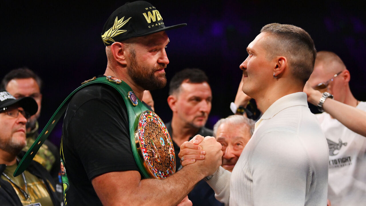 RIYADH, SAUDI ARABIA - OCTOBER 28: Tyson Fury and Oleksandr Usyk shake hands after the Heavyweight fight between Tyson Fury and Francis Ngannou at Boulevard Hall on October 28, 2023 in Riyadh, Saudi Arabia.