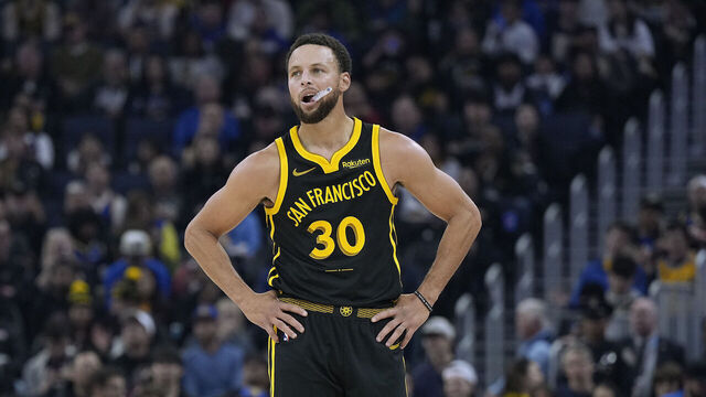 SAN FRANCISCO, CALIFORNIA - NOVEMBER 12: Stephen Curry #30 of the Golden State Warriors looks on against the Minnesota Timberwolves during the first half of an NBA basketball game at Chase Center on November 12, 2023 in San Francisco, California.