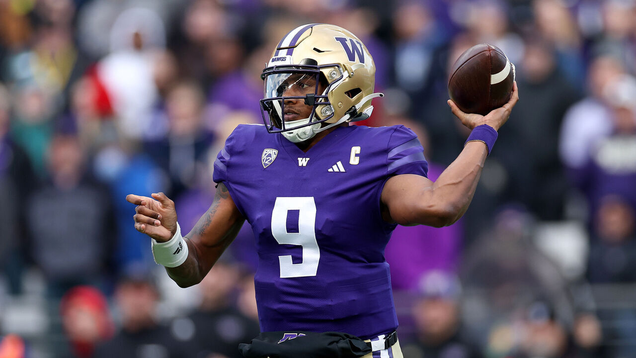 SEATTLE, WASHINGTON - NOVEMBER 11: Michael Penix Jr. #9 of the Washington Huskies passes against the Utah Utes during the second quarter at Husky Stadium on November 11, 2023 in Seattle, Washington.