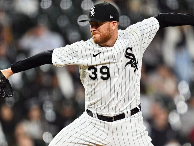 CHICAGO, IL - SEPTEMBER 13: Aaron Bummer #39 of the Chicago White Sox pitches against the Kansas City Royals at Guaranteed Rate Field on September 13, 2023 in Chicago, Illinois.