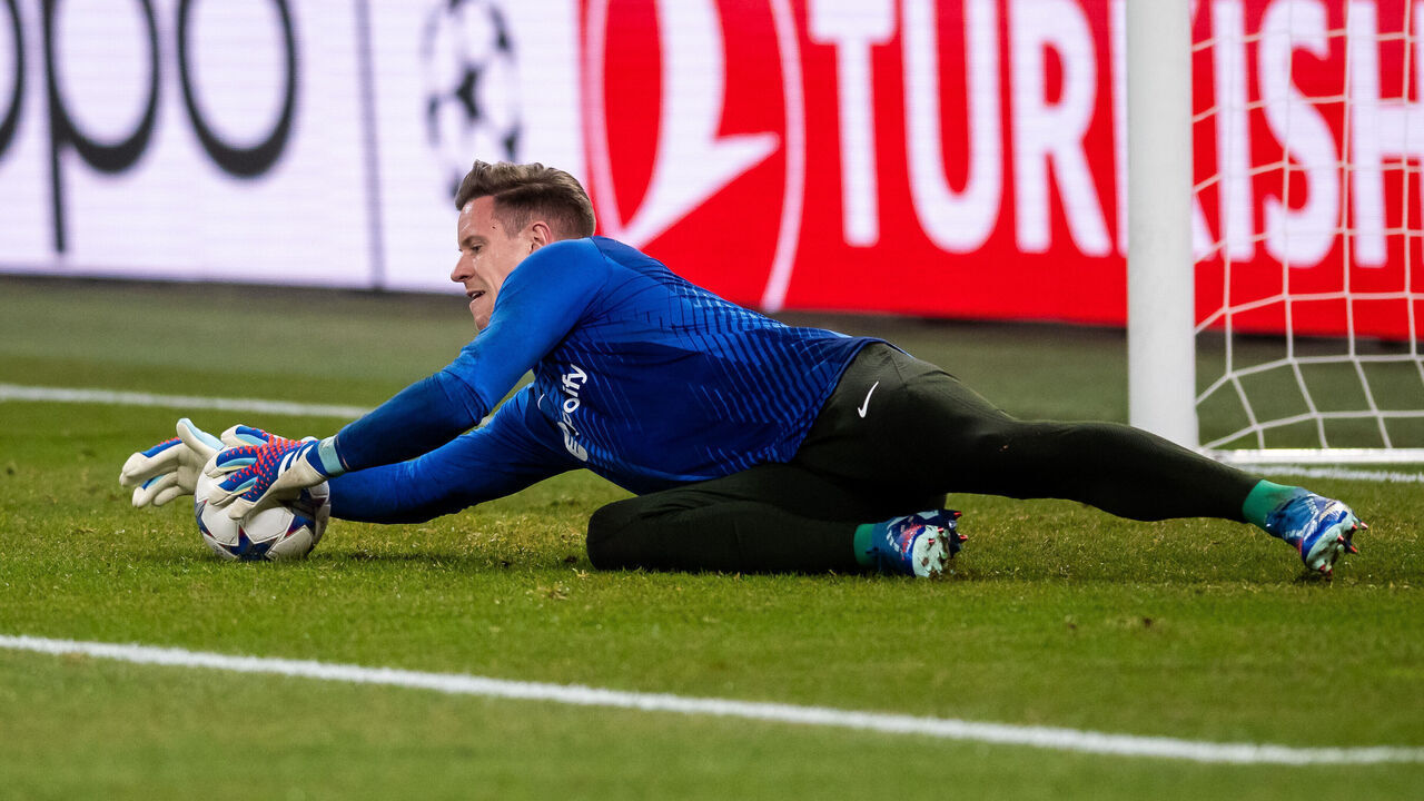 HAMBURG, GERMANY - NOVEMBER 7: Marc Andre ter Stegen of FC Barcelona seen during training before the UEFA Champions League match between FC Shakhtar Donetsk and FC Barcelona at Volksparkstadion on November 7, 2023 in Hamburg, Germany.