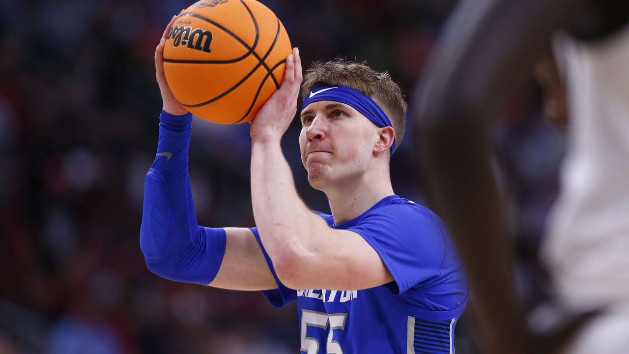 LOUISVILLE, KY - MARCH 26: Creighton Bluejays guard Baylor Scheierman (55) with the free throw attempt during the Creighton Bluejays versus the San Diego State Aztecs in the Elite 8 Round of the NCAA Men's Division I Basketball Championship South Regional on March 26, 2023, at KFC Yum! Center in Louisville, KY.
