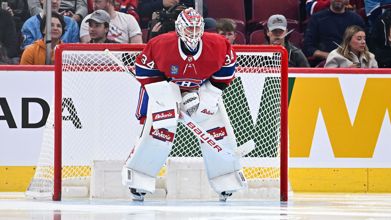 MONTREAL, CANADA - SEPTEMBER 27: Jake Allen #34 of the Montreal Canadiens tends net during the second period against the Ottawa Senators at the Bell Centre on September 27, 2023 in Montreal, Quebec, Canada. The Montreal Canadiens defeated the Ottawa Senators 4-3.