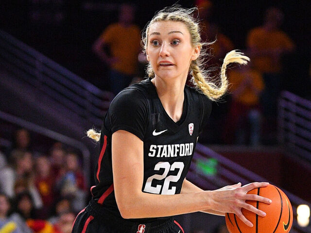 LOS ANGELES, CA - JANUARY 15: Stanford Cardinal forward Cameron Brink (22) looks to make a pass during the women's college basketball game between the Stanford Cardinal and the USC Trojans on January 15, 2023 at Galen Center in Los Angeles, CA.