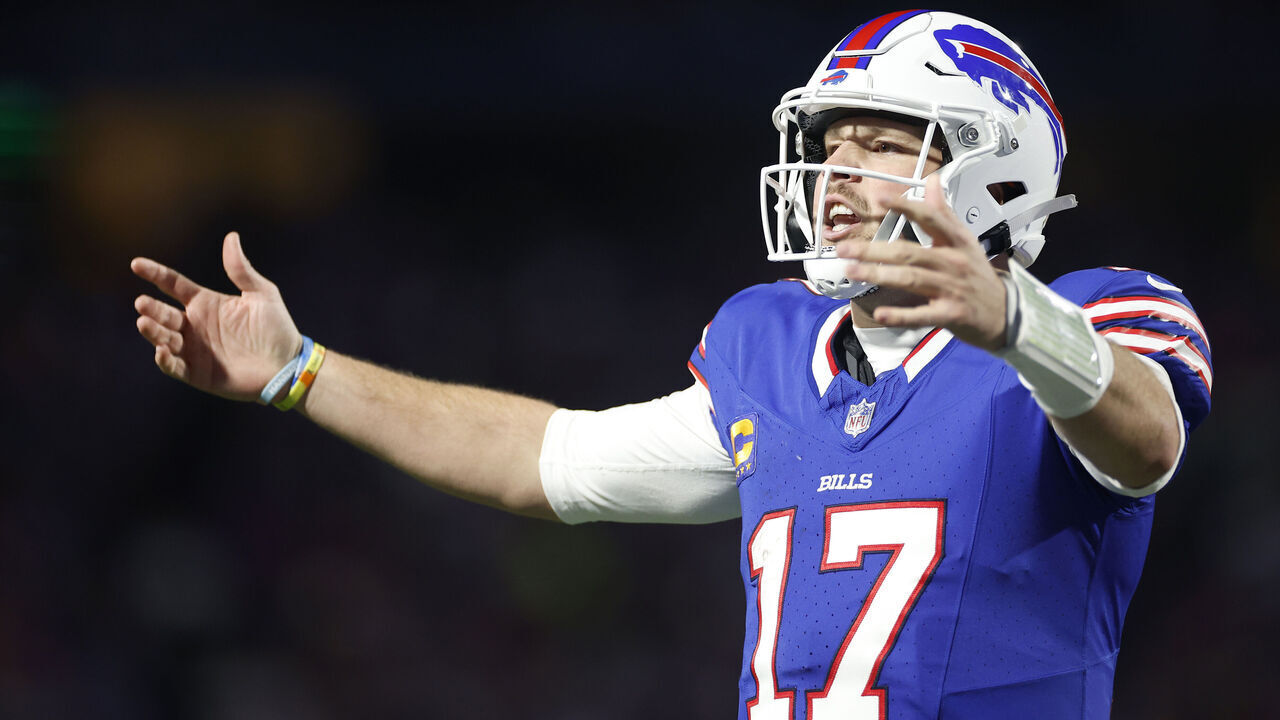 ORCHARD PARK, NEW YORK - NOVEMBER 19: Josh Allen #17 of the Buffalo Bills celebrates after throwing a touchdown pass in the third quarter against the New York Jets at Highmark Stadium on November 19, 2023 in Orchard Park, New York.