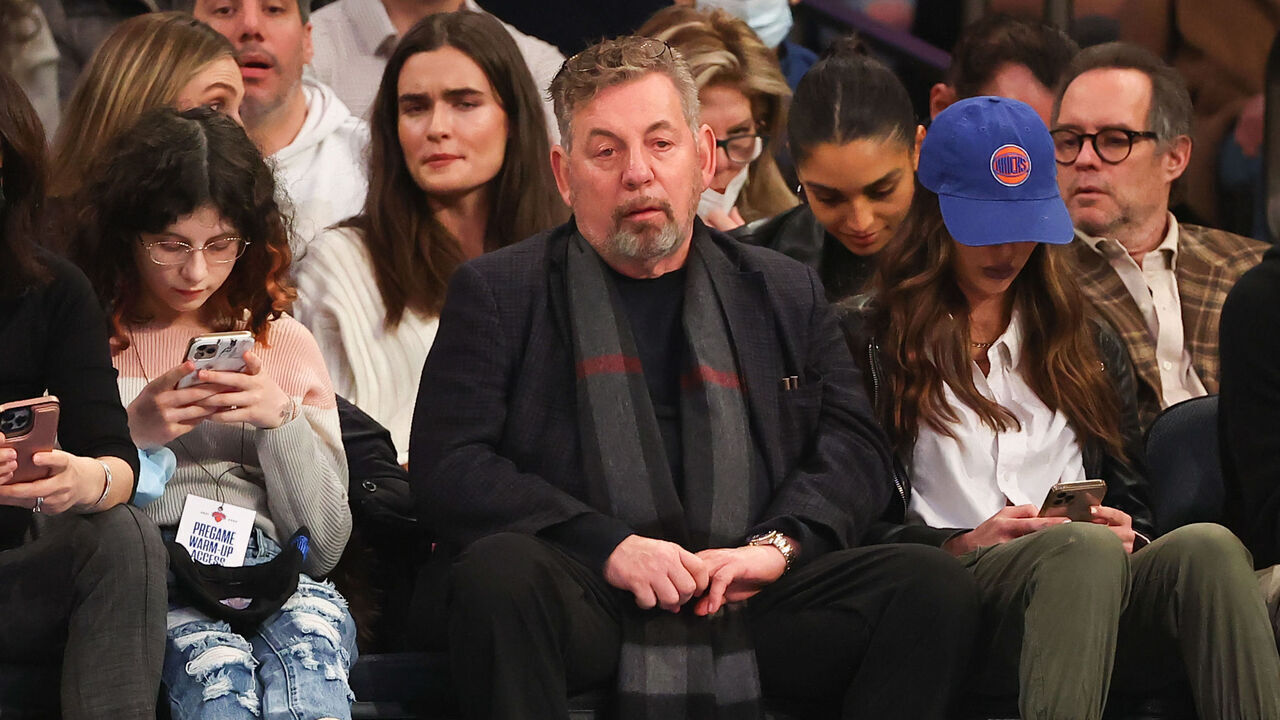 NEW YORK, NY - FEBRUARY 02: New York Knicks owner James L. Dolan sits courtside during the game against the Memphis Grizzlies on February 2, 2022 at Madison Square Garden in New York City.