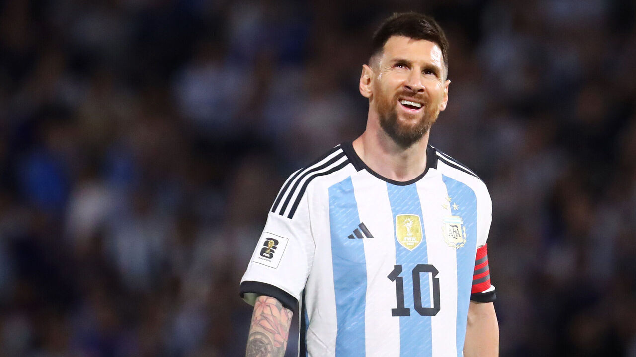 BUENOS AIRES, ARGENTINA - NOVEMBER 16: Lionel Messi of Argentina reacts during a FIFA World Cup 2026 Qualifier match between Argentina and Uruguay at Estadio Alberto J. Armando on November 16, 2023 in Buenos Aires, Argentina.