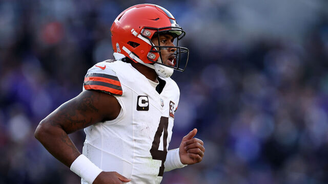 BALTIMORE, MARYLAND - NOVEMBER 12: Deshaun Watson #4 of the Cleveland Browns looks on against the Baltimore Ravens during the second half at M&T Bank Stadium on November 12, 2023 in Baltimore, Maryland.