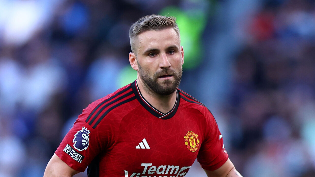 LONDON, ENGLAND - AUGUST 19: Luke Shaw of Manchester United controls the ball during the Premier League match between Tottenham Hotspur and Manchester United at Tottenham Hotspur Stadium on August 19, 2023 in London, England.