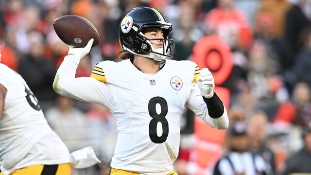 CLEVELAND, OHIO - NOVEMBER 19: Kenny Pickett #8 of the Pittsburgh Steelers throws a pass in the fourth quarter against the Cleveland Browns at Cleveland Browns Stadium on November 19, 2023 in Cleveland, Ohio.