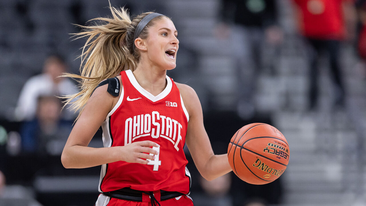 LAS VEGAS, NEVADA - NOVEMBER 6: Jacy Sheldon #4 of the Ohio State Buckeyes brings the ball up court during the game against the USC Trojans during the Naismith Hall of Fame Series at T-Mobile Arena on November 6, 2023 in Las Vegas, Nevada.