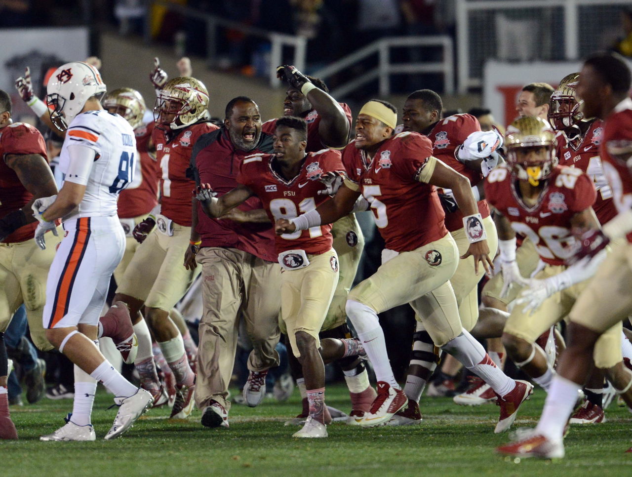 Football programmes. Florida State Seminoles. Florida Football. Seminole State College.