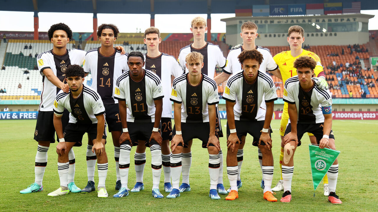 BANDUNG, JAVA, INDONESIA - NOVEMBER 21: Players of Germany pose for a team photograph prior to the FIFA U-17 World Cup Round of 16 match between Germany and USA at Si Jalak Harupat Stadium on November 21, 2023 in Bandung, Java, Indonesia.