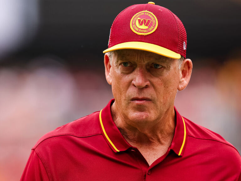 Commanders fire defensive coordinator Del Rio | theScore.com