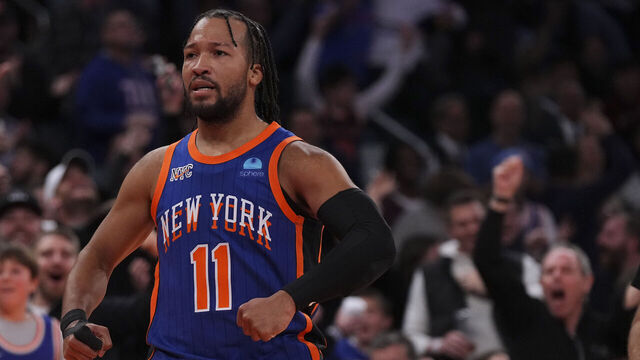 NEW YORK, NEW YORK - NOVEMBER 24: Jalen Brunson #11 of the New York Knicks reacts against the Miami Heat in the fourth quarter during the NBA In-Season Tournament at Madison Square Garden on November 24, 2023 in New York City. The New York Knicks defeated the Miami Heat 100-98.