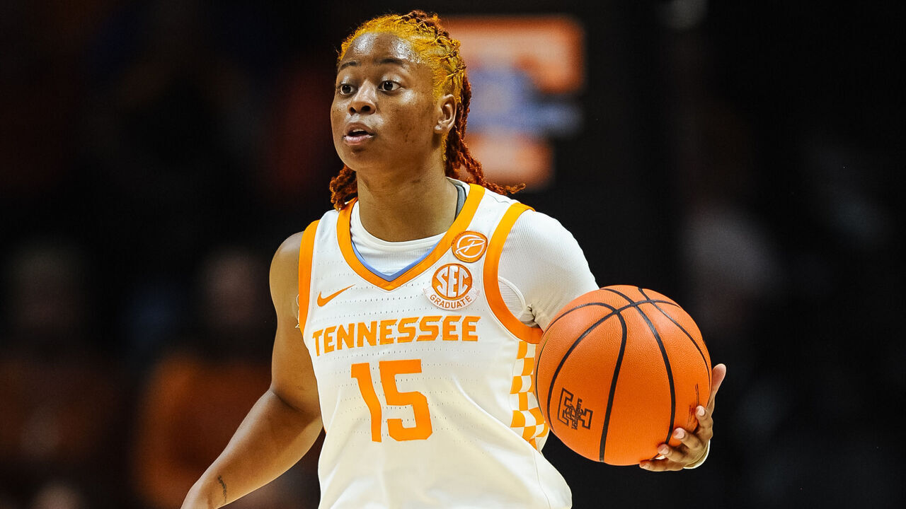 KNOXVILLE, TN - NOVEMBER 13: Tennessee Lady Vols guard Jasmine Powell (15) brings the ball up court during the women's college basketball game between the Tennessee Lady Vols and the Memphis Tigers on November 13, 2023, at Food City Center, in Knoxville, TN.