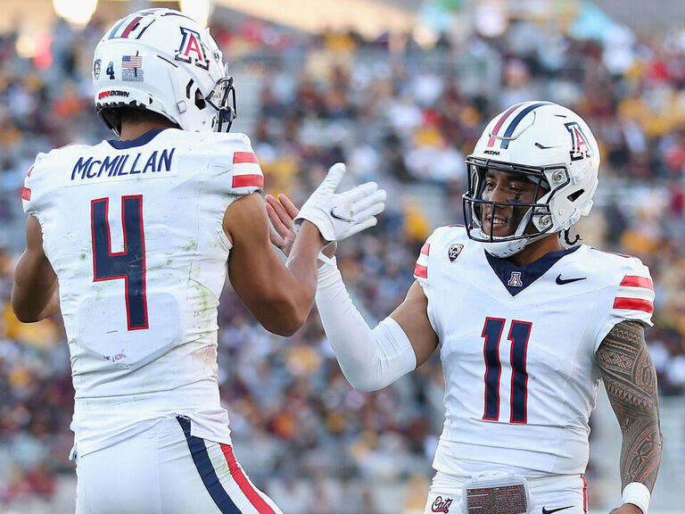 Fifita Throws For 527 Yards, Arizona Blows Out Rival Arizona State ...