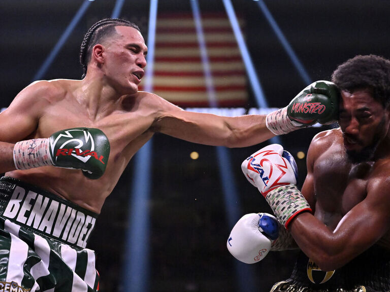 Benavidez Destroys Andrade By 6th-round TKO To Retain WBC Interim Title ...