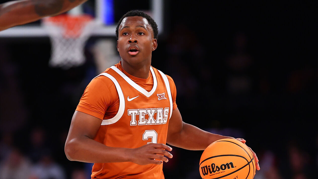 NEW YORK, NY - NOVEMBER 19: Max Abmas #3 of the Texas Longhorns during the Empire Classic college basketball game against the Louisville Cardinals on November 19, 2023 at Madison Square Garden, New York, New York.