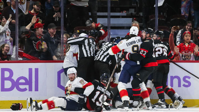 OTTAWA, CANADA - NOVEMBER 27: The Florida Panthers and Ottawa Senators scrum during the third period at Canadian Tire Centre on November 27, 2023 in Ottawa, Ontario, Canada.