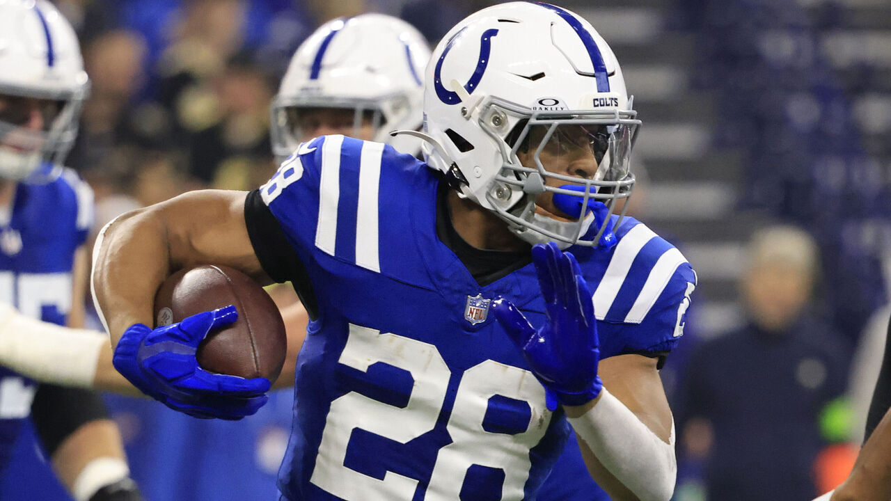INDIANAPOLIS, INDIANA - OCTOBER 29: Jonathan Taylor #28 of the Indianapolis Colts runs the ball in the game against the New Orleans Saints at Lucas Oil Stadium on October 29, 2023 in Indianapolis, Indiana.