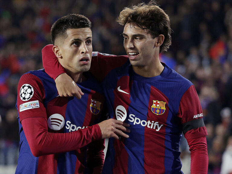 Barca Reach Champions League Knockouts For 1st Time In 3 Seasons ...