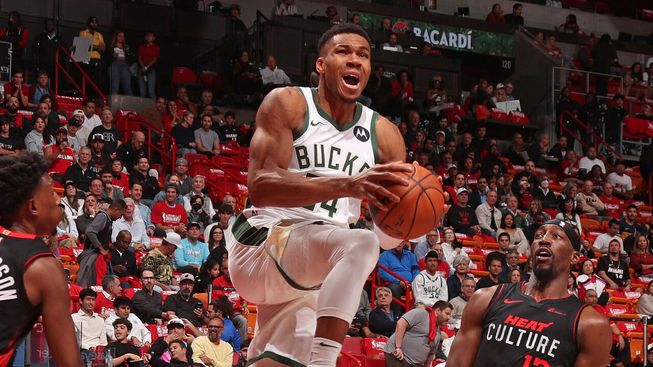 MIAMI, FL - NOVEMBER 28: Giannis Antetokounmpo #34 of the Milwaukee Bucks drives to the basket during the game against the Miami Heat during the In-Season Tournament on November 28, 2023 at Kaseya Center in Miami, Florida. Mandatory Copyright Notice: Copyright 2023 NBAE