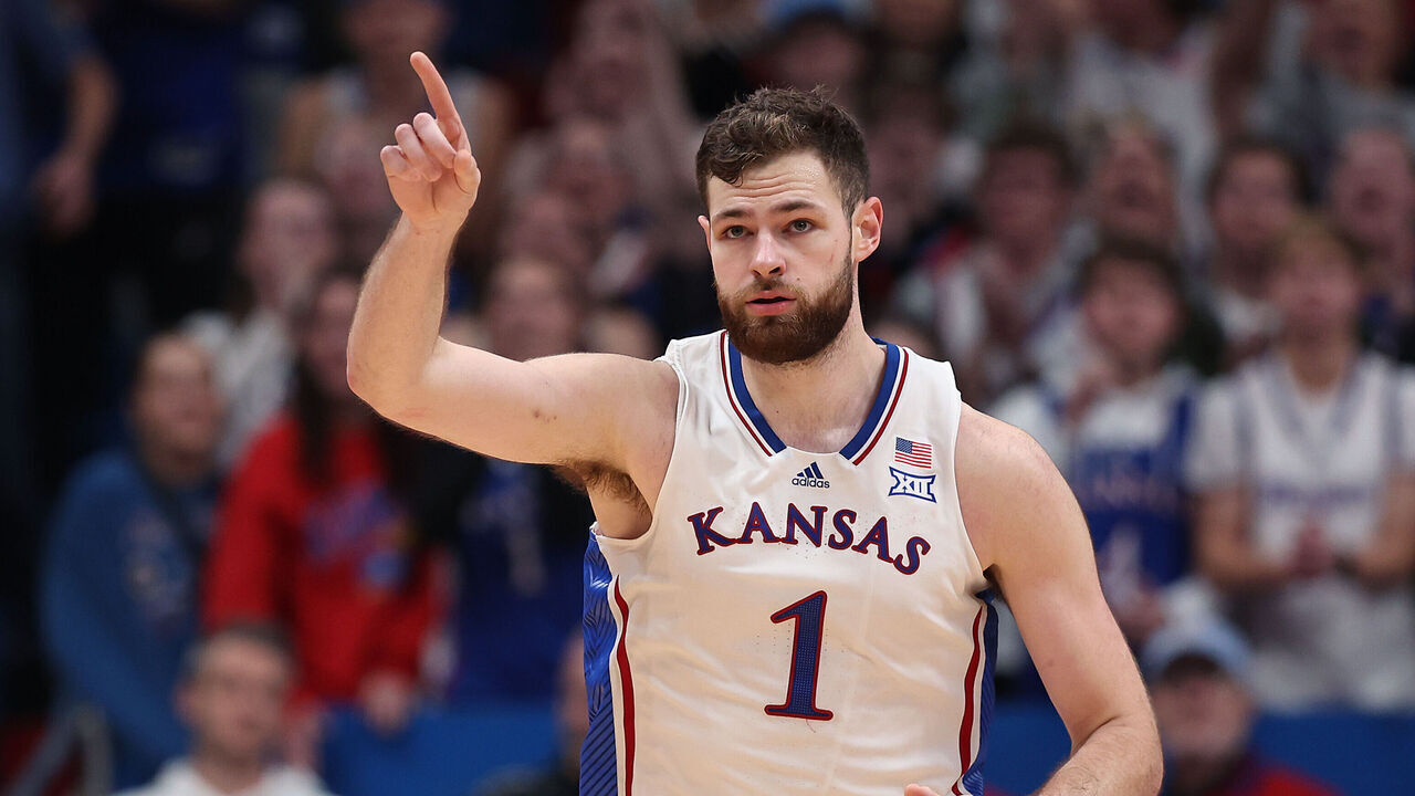 LAWRENCE, KANSAS - NOVEMBER 28: Hunter Dickinson #1 of the Kansas Jayhawks reacts after scoring during the 2nd half of the game against the Eastern Illinois Panthers at Allen Fieldhouse on November 28, 2023 in Lawrence, Kansas.