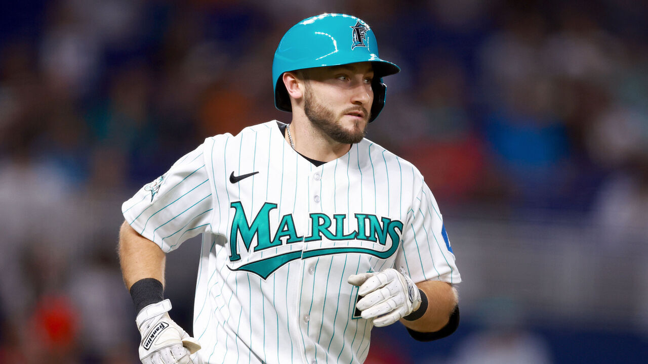 MIAMI, FLORIDA - SEPTEMBER 22: Garrett Hampson #1 of the Miami Marlins in action against the Milwaukee Brewers during the seventh inning at loanDepot park on September 22, 2023 in Miami, Florida.