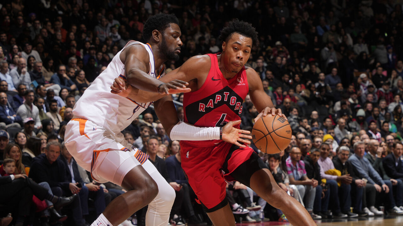 TORONTO, CANADA - NOVEMBER 29: Scottie Barnes #4 of the Toronto Raptors goes to the basket during the game on November 29, 2023 at the Scotiabank Arena in Toronto, Ontario, Canada. Mandatory Copyright Notice: Copyright 2023 NBAE