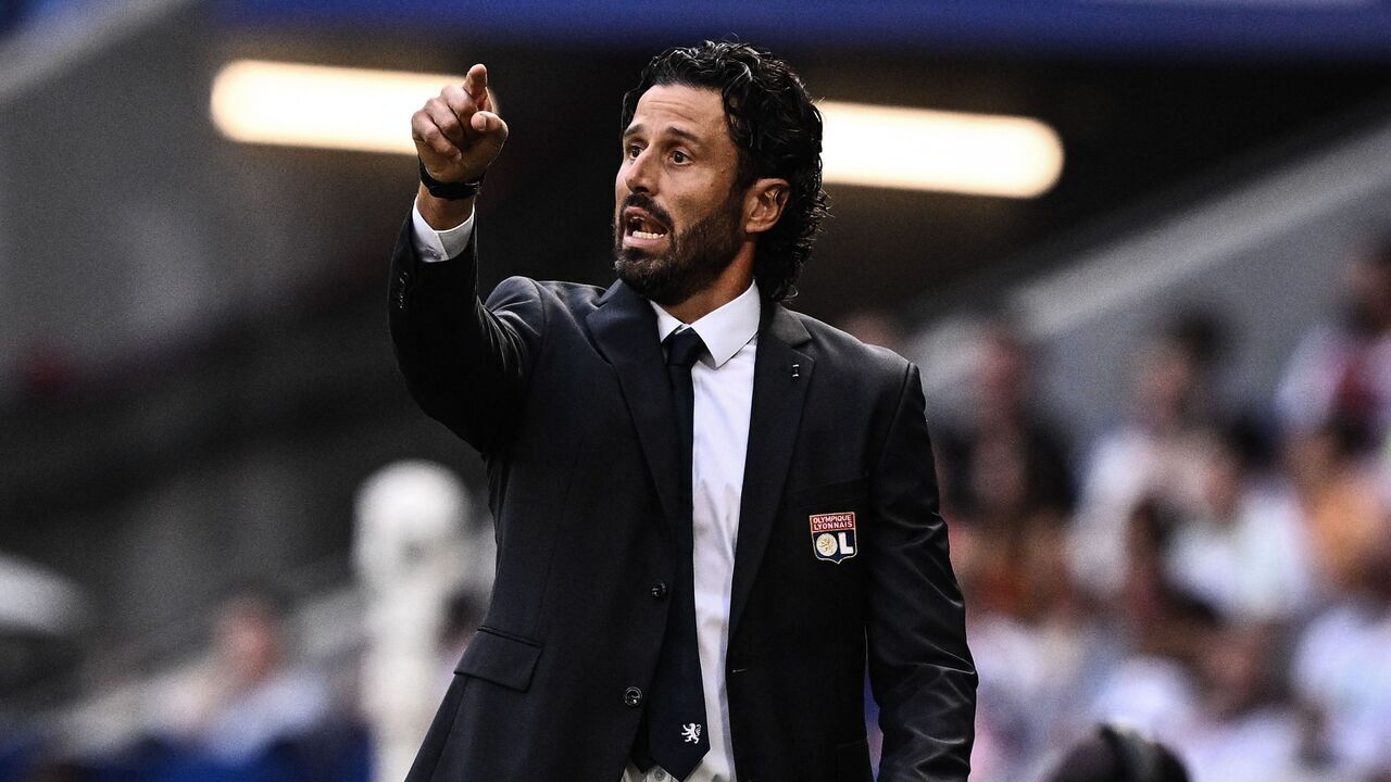 Lyon's Italian new head coach Fabio Grosso gestures during the French L1 football match between Olympique Lyonnais (OL) and FC Lorient (FCL) at The Groupama Stadium in Decines-Charpieu, central-eastern France on October 8, 2023.